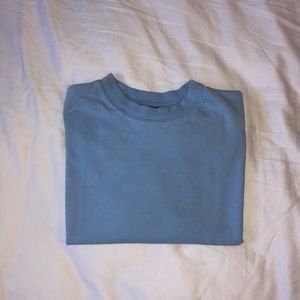 Blue cropped tee